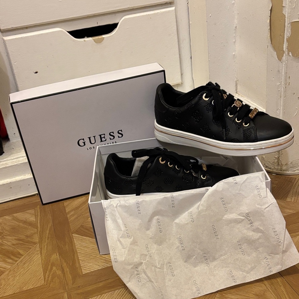 Guess Black and Gold Casual Sneakers